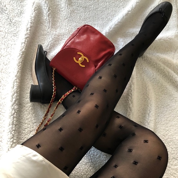 SOLD RARE Vintage Red Caviar Messenger Bag Gold HW - Picture 16 of 16